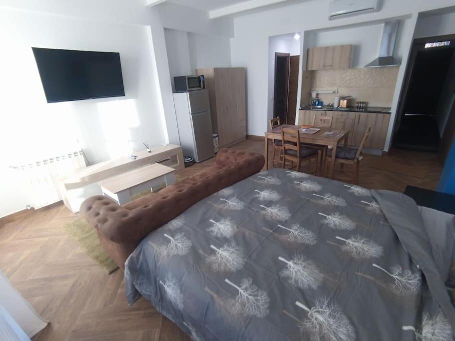 Mini Loft Apartment เบเซร์ริล เด ลา เซียรา ภายนอก รูปภาพ