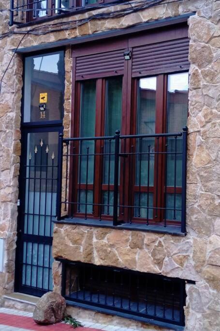 Mini Loft Apartment เบเซร์ริล เด ลา เซียรา ภายนอก รูปภาพ